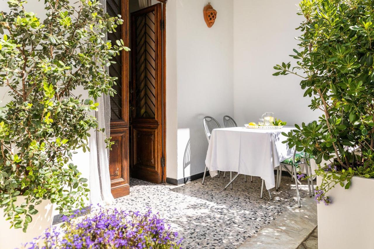 Marina Apartment San Bartolomeo Al Mare Exterior foto